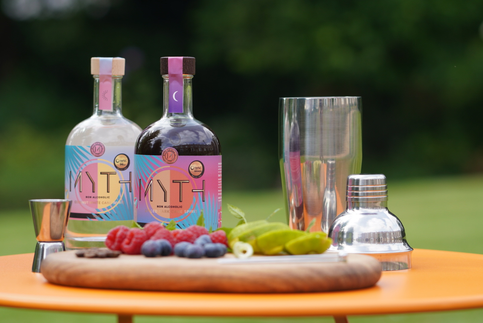 Myth Drinks Outdoors! Myth Drinks Alcohol-Free Spirits